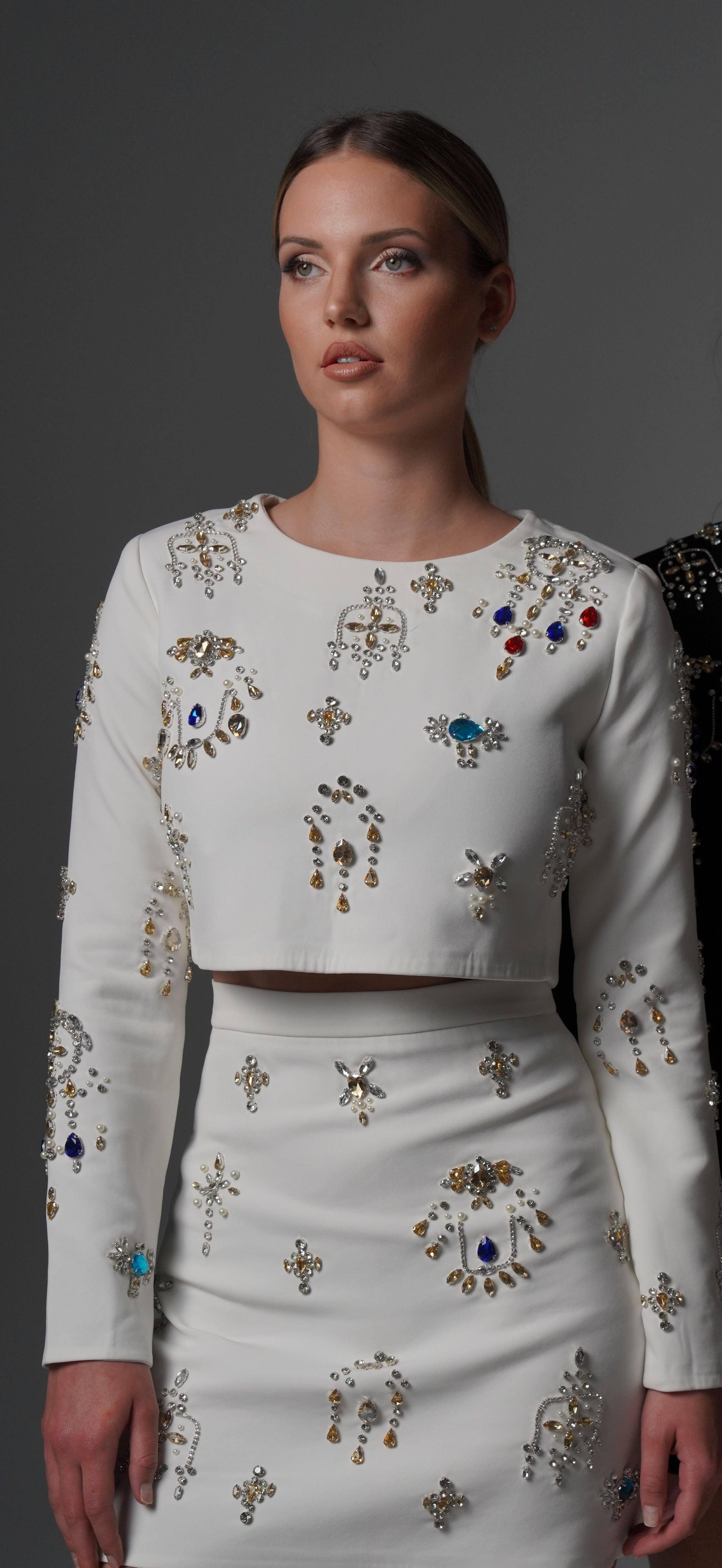 Alara Jewel Embroidered set