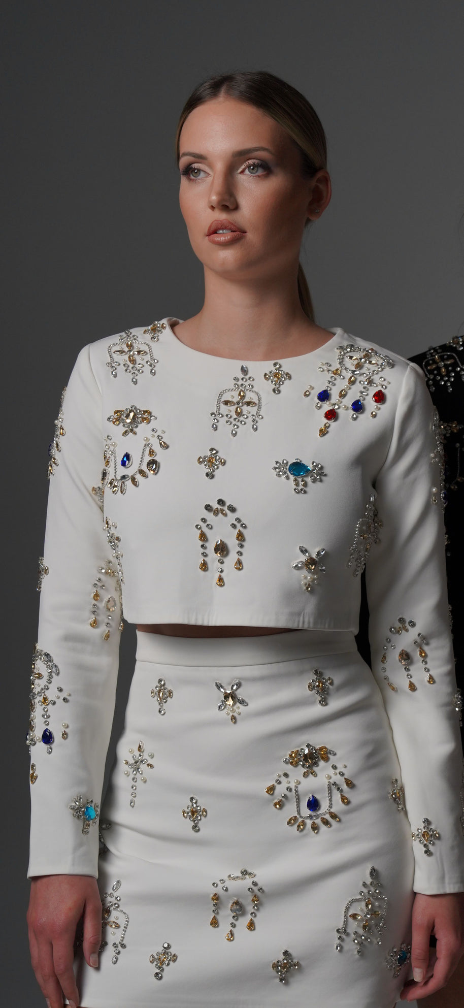 Alara Jewel Embroidered set